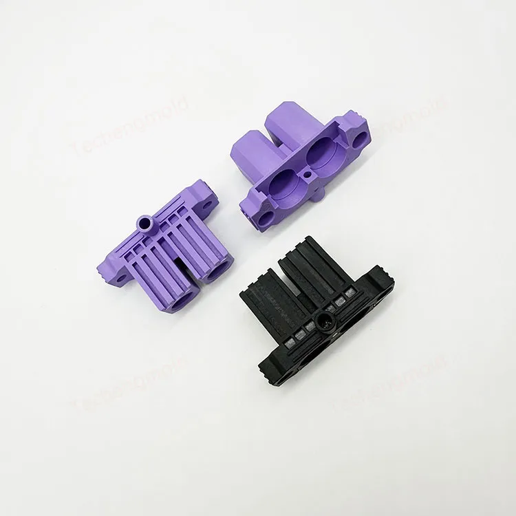 特诚科技PA66精密注塑件实拍 1